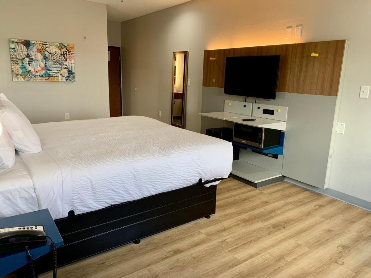 Microtel Inn & Suites By Wyndham Stockbridge/Atlanta I-75 Eksteriør billede